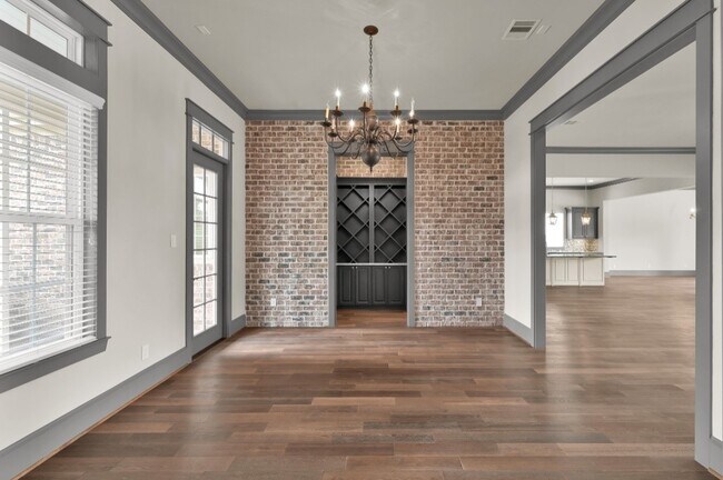 Foto del edificio - 2331 Bottlebrush Ln