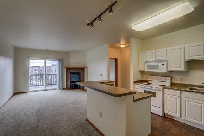 Building Photo - 5198 Sassafras Dr