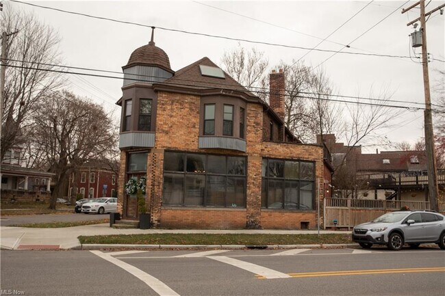 Building Photo - 1779 Fulton Rd