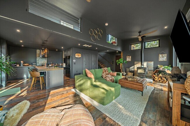 Foto del edificio - Charming 1BR House in Bailey