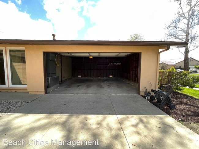 Building Photo - 3 br, 2 bath House - 3131 Ruth Elaine Drive