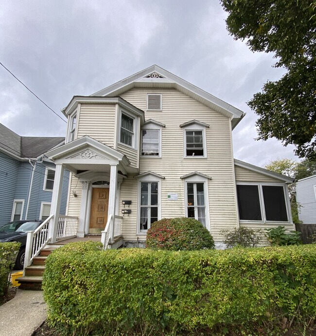 Building Photo - 5 Ayres St