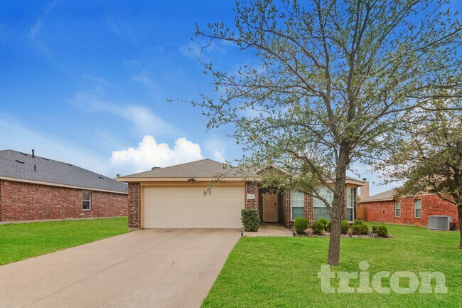 Building Photo - 2105 Thistle Ln