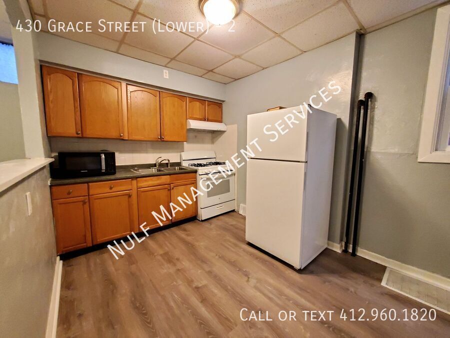Primary Photo - 430 Grace St