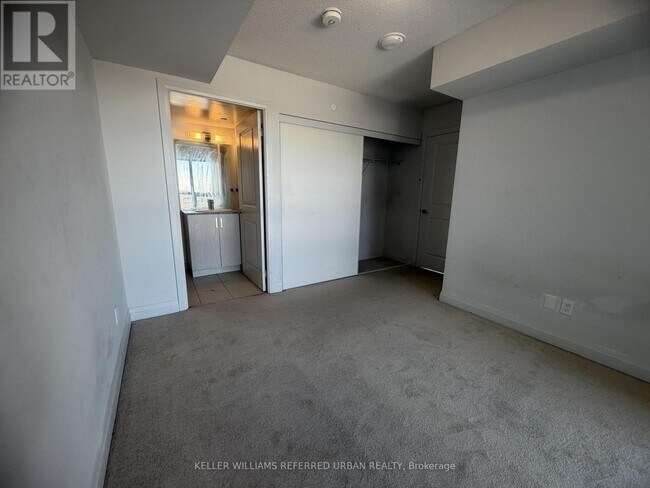 Photo du bâtiment - 20 Meadowglen Pl