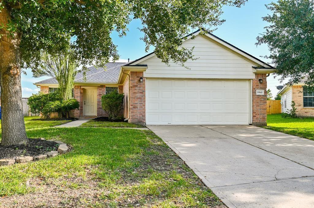 Foto principal - 19843 Byron Meadows Dr