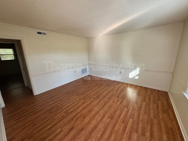 Building Photo - 312 Sharpe Rd