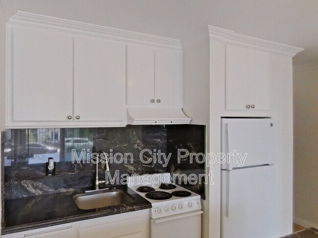 Foto del edificio - 4902 Sandyland Rd