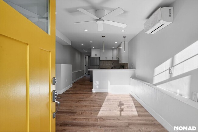 Foto del edificio - 857 McElroy St