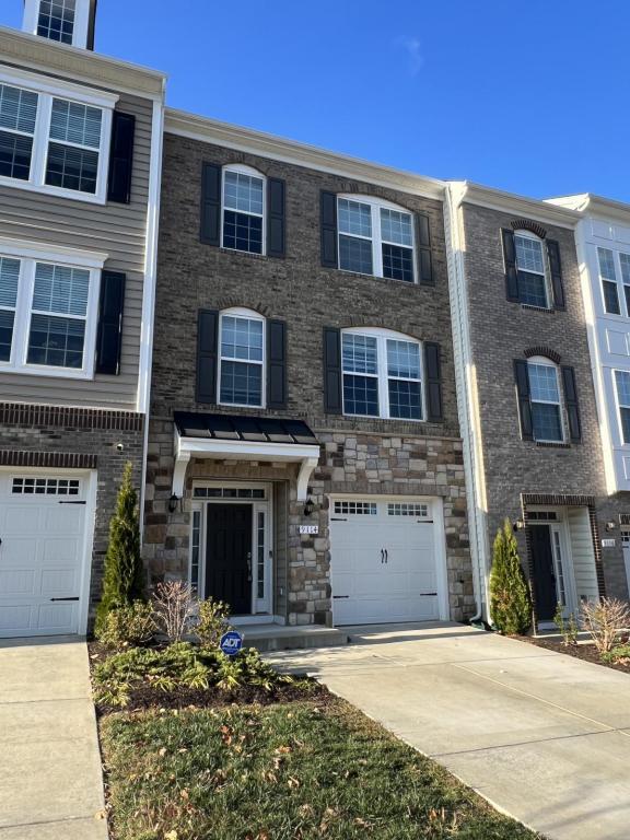 Foto principal - 9114 Deer Meadow Ln