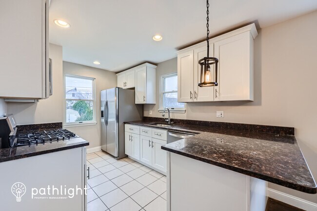 Foto del edificio - 2519 Hillcrest Ave