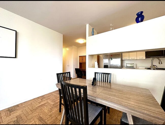 Photo - 62 W 62nd St Apartment