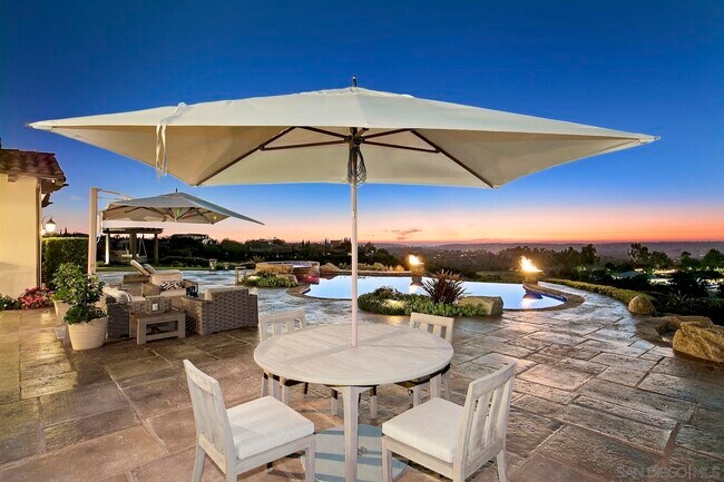 Building Photo - 8415 Run of the Knolls Ct