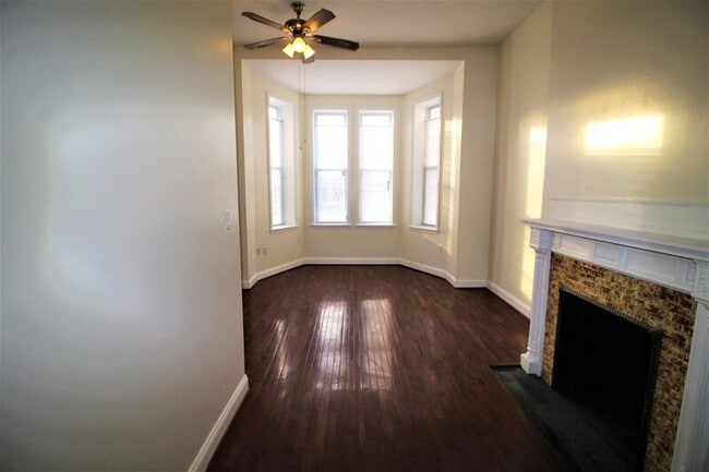 Building Photo - 1220 St Paul St