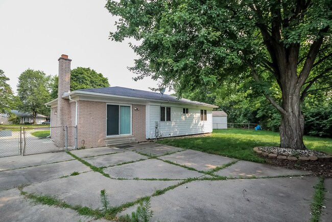 Foto del edificio - 9024 Tavistock Ct
