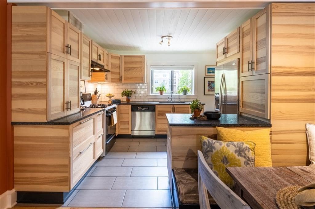 Foto principal - 106 Ardmore Pl NW