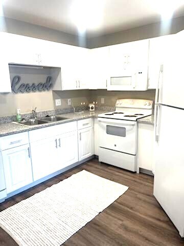 Foto del edificio - Peterson Place Apartments