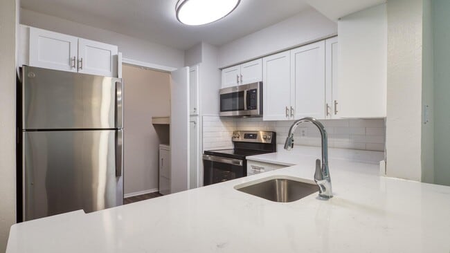 Photo - The Crest on Hampton Hollow Apartments