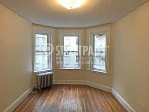Building Photo - 1185 Boylston St