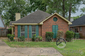 Building Photo - 3678 Carriage Oaks Dr