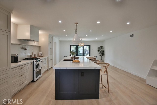 Foto del edificio - 2780 E Lizbeth Ave