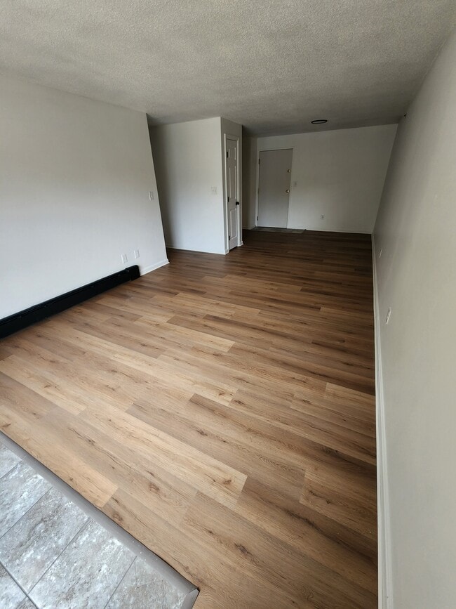 Building Photo - 51 Northern Avenue Hts