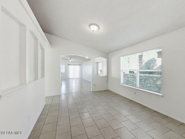 Building Photo - 11621 Gypsum Hills Cir