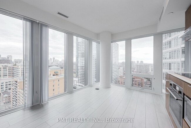 Building Photo - 60-2360 Shuter St
