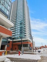 Building Photo - 15 Wellington St S