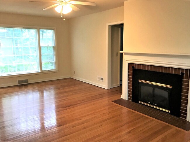 Foto del edificio - 306 S Owen Dr