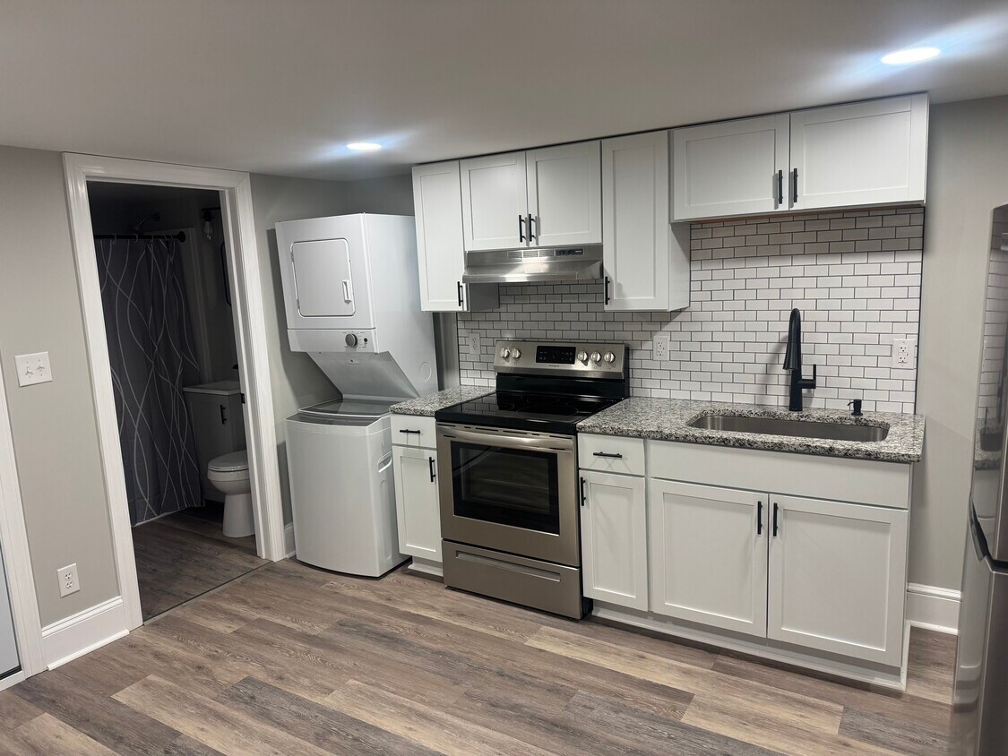 Foto principal - 554 Baltimore St