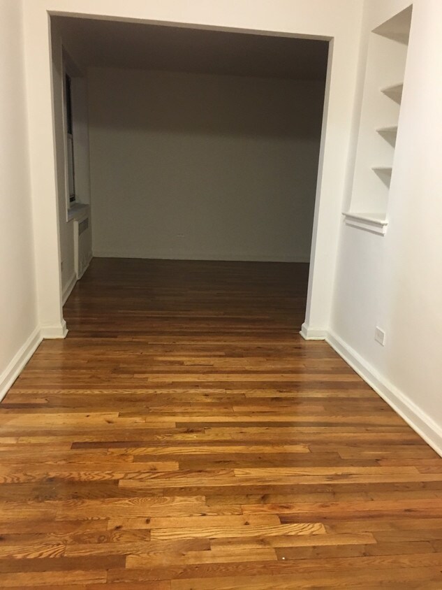 Foto principal - 43-20 43rd Ave
