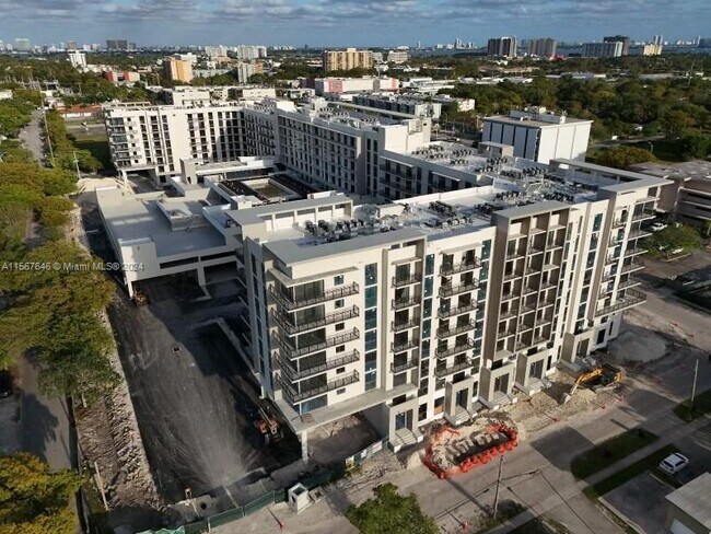 Foto del edificio - 12640 NE 12th Ave