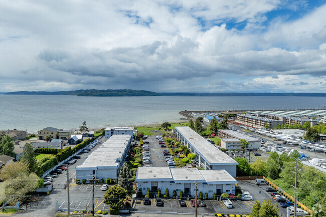 Aerial Context - Whaler's Village