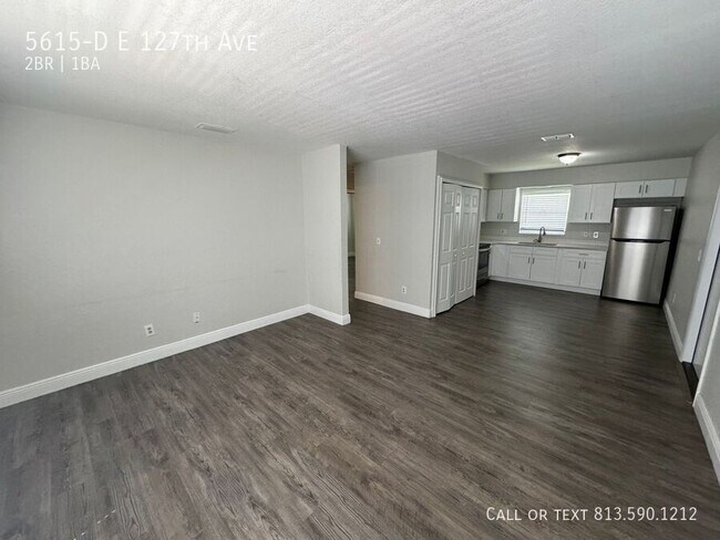 Foto del edificio - 5615-D E 127th Ave