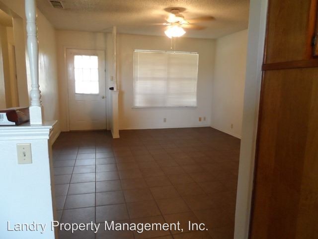 Foto del edificio - 1406 N Nolan River Rd