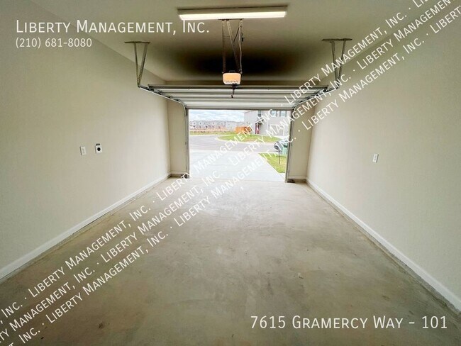 Foto del edificio - Brand New 3 Bed 2.5 Bath home in a Gated C...