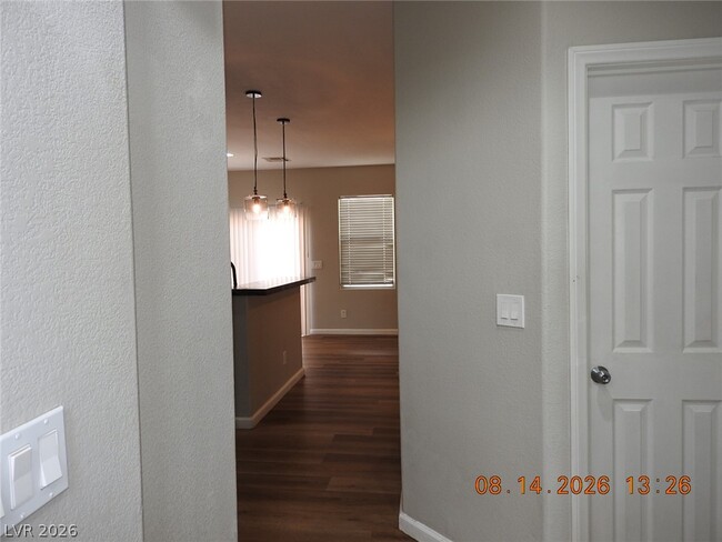 Building Photo - 8416 W Viansa Loma Ave