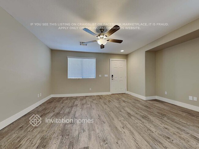 Foto del edificio - 5966 Banbury Heights Way