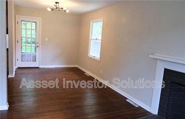 Foto del edificio - 13521 Belmead Ave