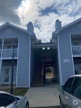Building Photo - 806 Pelham Square Way