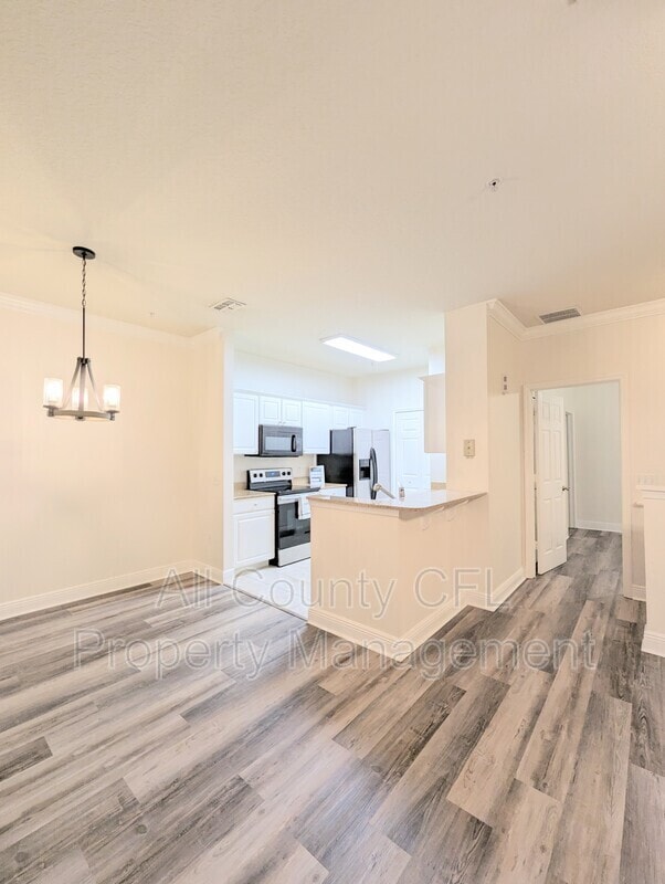 Building Photo - 303 Southern Pecan Cir