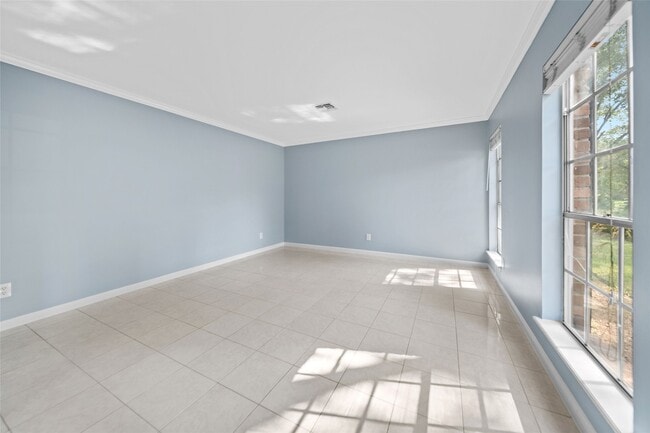 Building Photo - 5314 Lodge Creek Dr