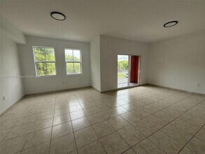 Building Photo - 11202 NW 83rd St