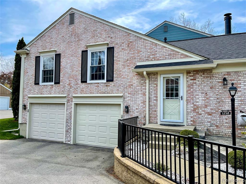 1258 Windmill Ct, Rochester Hills, MI 48306 Condo for Rent in
