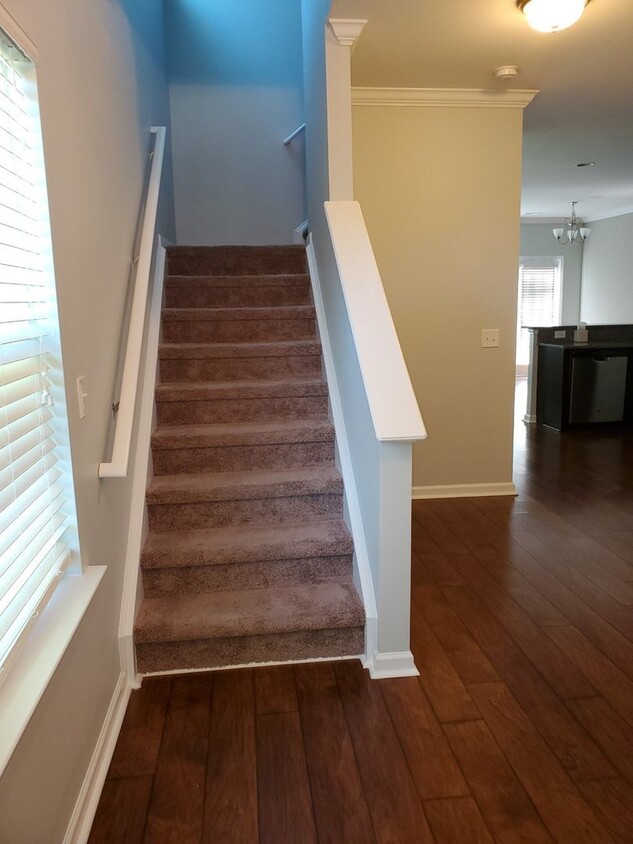 Primary Photo - Beautiful 3 Bedroom 2.5 Bath Home Brooklan...