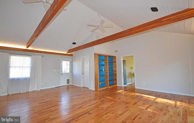 Building Photo - 303 Choptank Ave