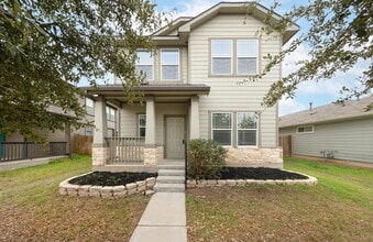 Building Photo - 2018 Langdale Ln