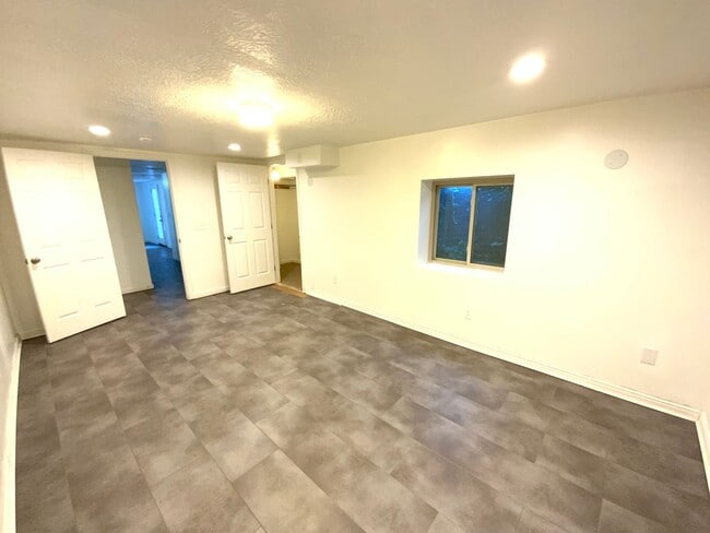 Foto del edificio - 7325 S Wood Grn Rd