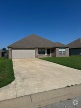 Building Photo - 3813 Remington Dr